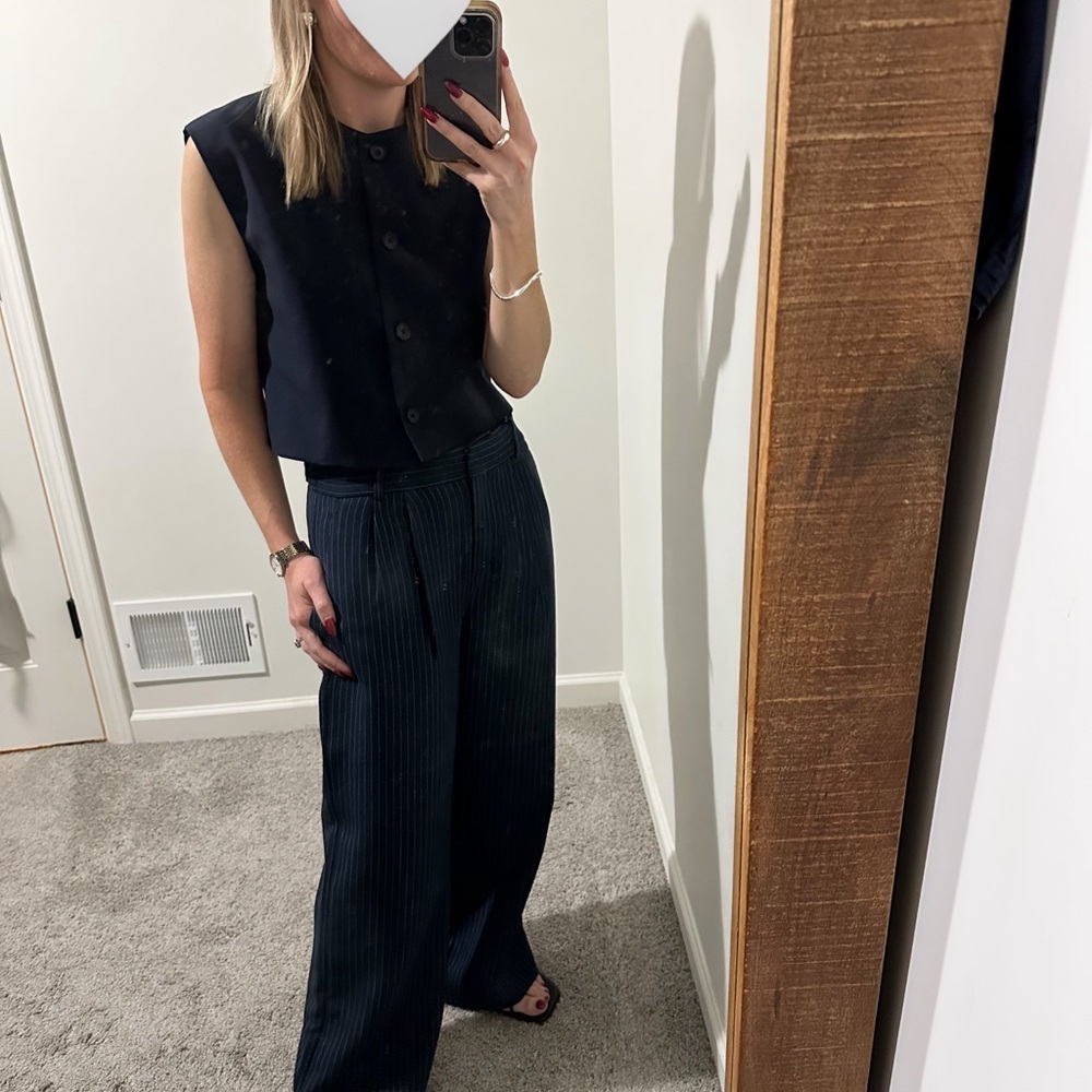Zara Women's Dark Blue Buttoned Vest - Picture 10 of 10